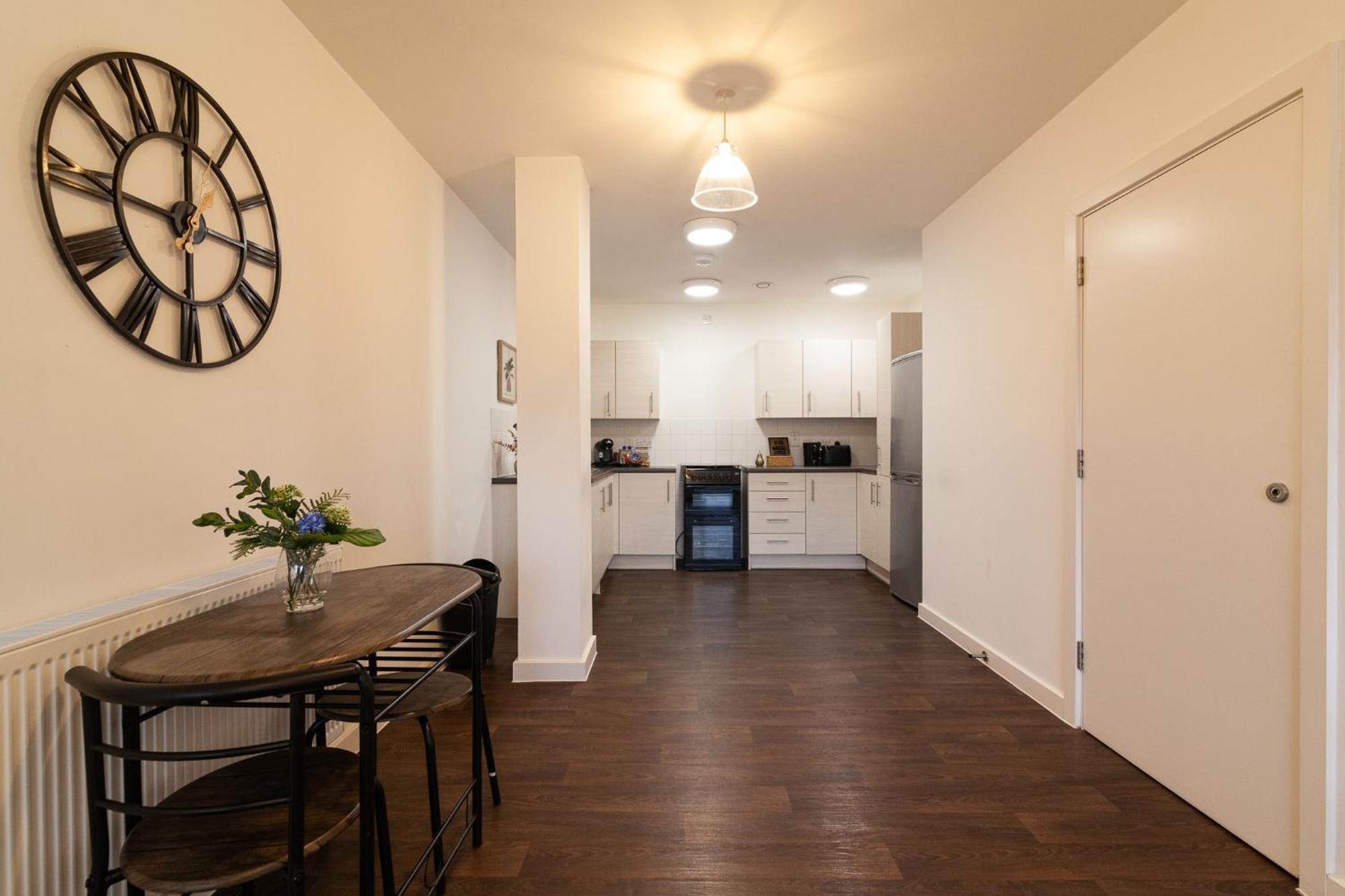 Appartamento Spacious And Bright With Balcony Views Londra